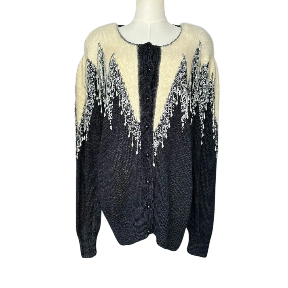 Magnolia Vintage Womens Cardigan Sweater Black Silver Beads Embellished 80’s Med